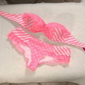 Victoria’s Secret bikini